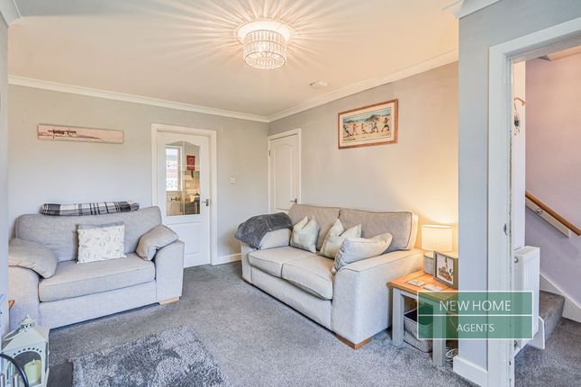 86, Pentregwyddel Road, Colwyn Bay photo 4