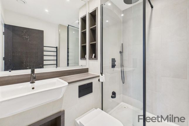 Master Bedroom &amp; En-Suite