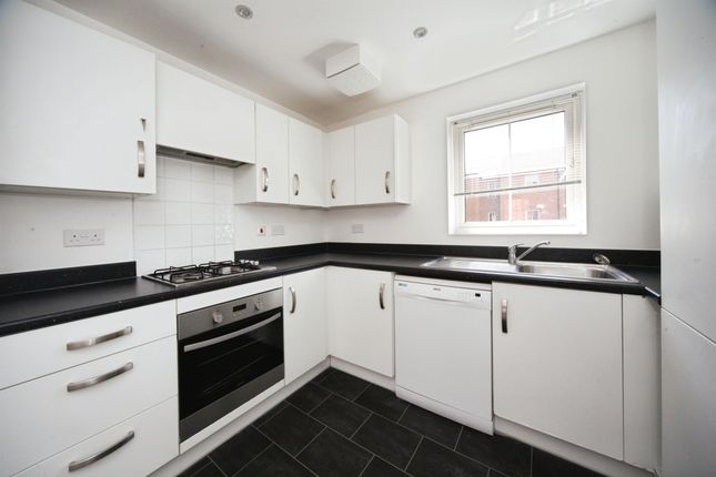 7, Design Drive, Dunstable photo 4