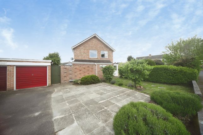 15, Deane Drive, Taunton photo 4