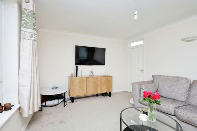 Flat for sale in Trinity Trees, Eastbourne