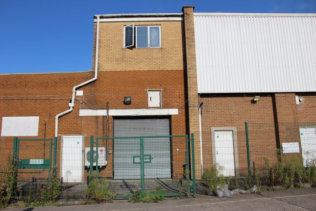 Thumbnail Warehouse to let in Wern Industrial Estate, Newport