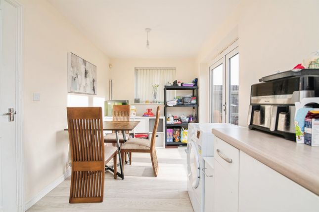 41, Martineau Drive, Birmingham photo 4