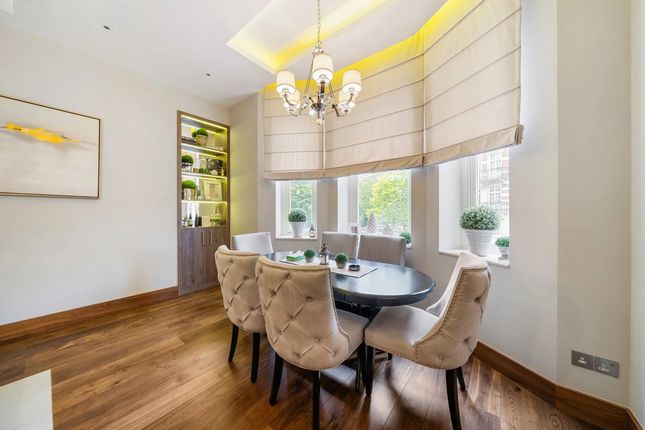 Flat for sale in North Gate, St John's Wood