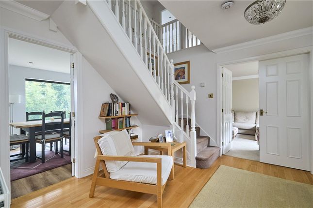 10, Westwood Rise, West Yorkshire photo 2