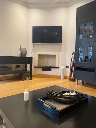 55a Essendine Mansions, Maida Vale, London, W9 2LZ., LONDON photo 3