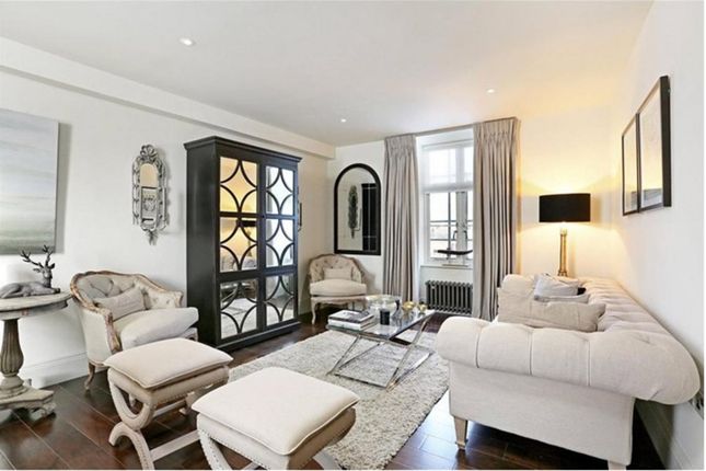 Flat for sale in Chesterfield Gardens, London, 5