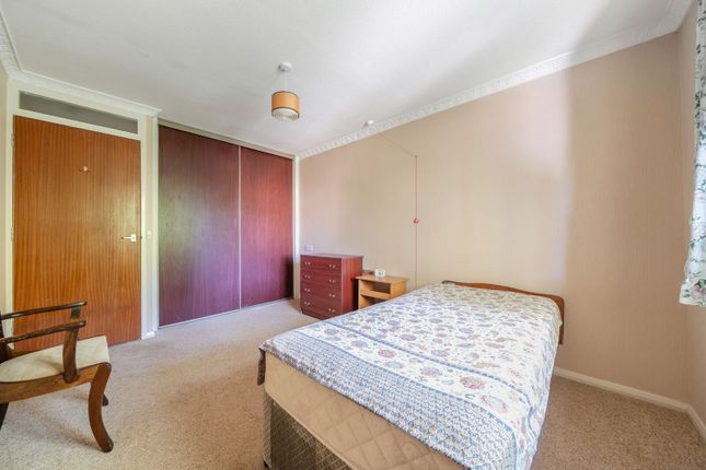 SE26, Sydenham photo 4