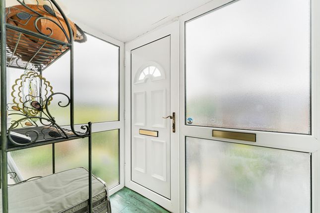 2, Sandyway, Wigan photo 3