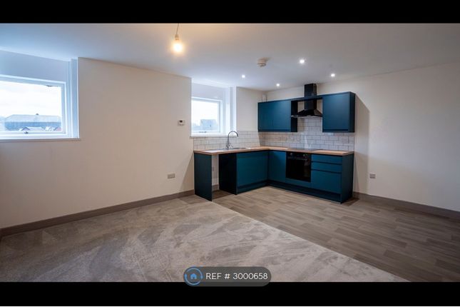 Flat  The Old Station House, Willenhall photo 3