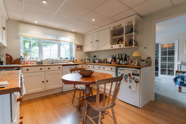 1 Wellfield Close, Leicester photo 4