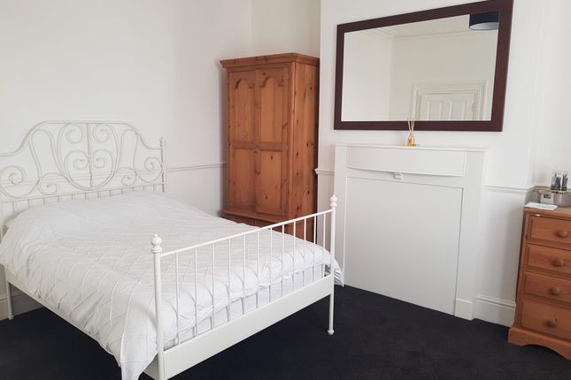 Thumbnail Room to rent in Stanley Road, Southend-On-Sea