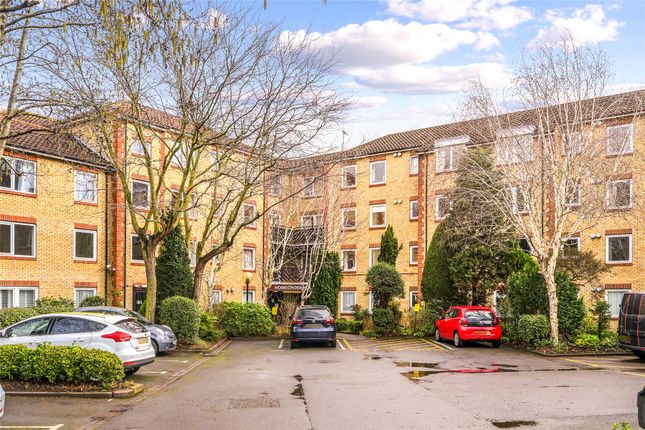 Thumbnail Flat for sale in Fishers Lane, London