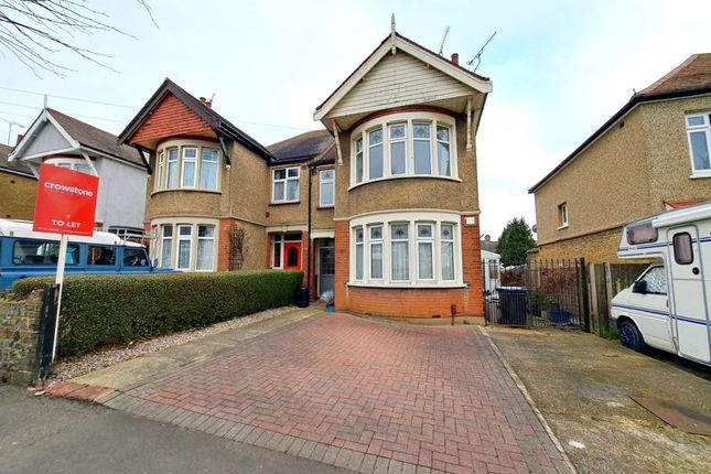 Thumbnail Flat to rent in Kensington Road, Southend-On-Sea
