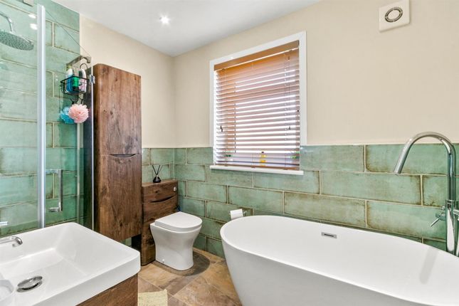 21, Garshake Avenue, Dumbarton photo 4