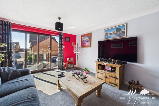 9, Carne Place, Portsmouth photo 3