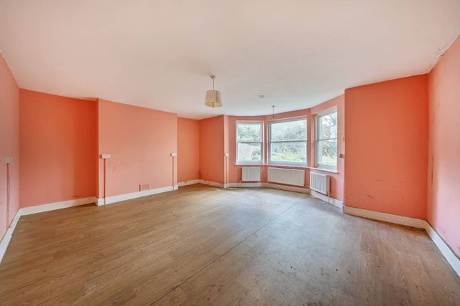 Oseney Crescent, Kentish Town photo 3