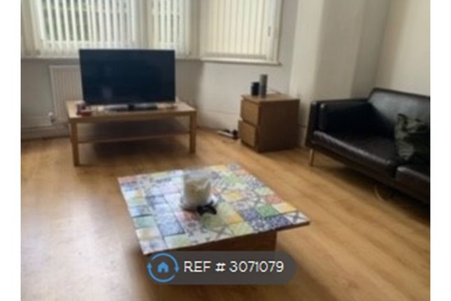 C, Carlton Drive Putney, London photo 2