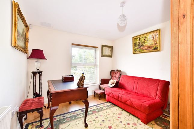 50, Cranwells Lane, Farnham Common photo 4