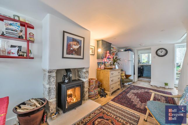 32, Fortuneswell, Portland photo 4