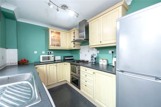 Semi-detached house for sale in Hawthorn Drive, Sleaford, Lincolnshire