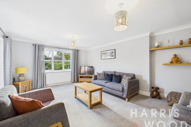 3 Ashfields, Colchester Road, Manningtree photo 2