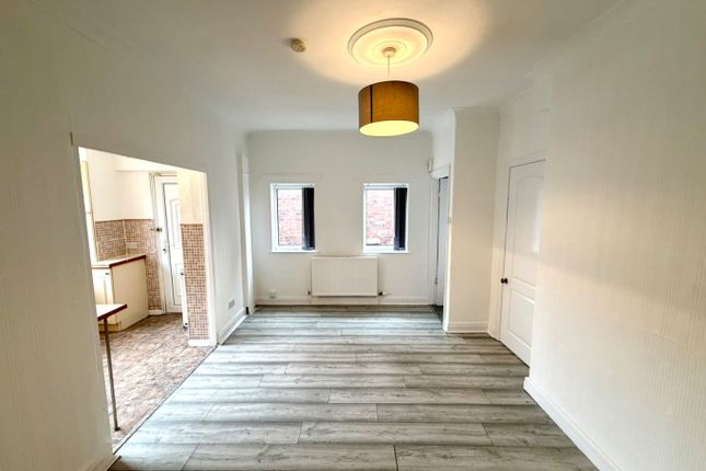 123, Lumb Lane, Manchester photo 4