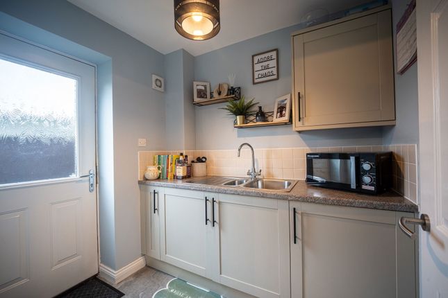 3, Orchard Close, Milton Keynes photo 4
