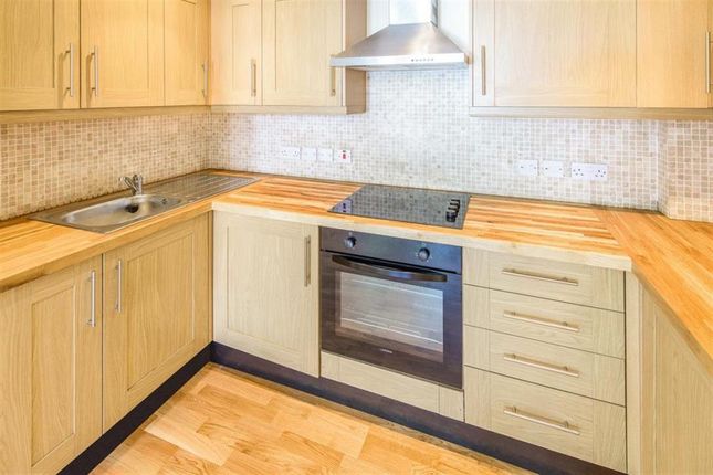 Flat 2, Luss House, 34, Jevington Gardens, Eastbourne photo 3
