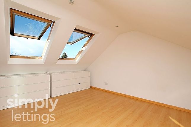 Maisonette to rent in Cleveland Road, Brighton