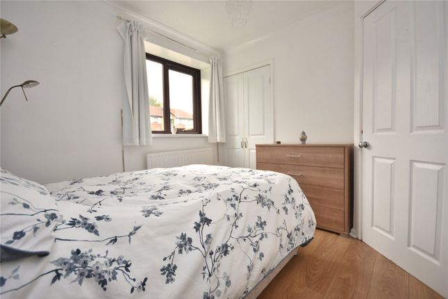 15, Ryedale Court, West Yorkshire photo 4