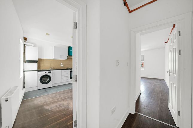 6 Govindaraju House, 2B Sibley Grove, London photo 2