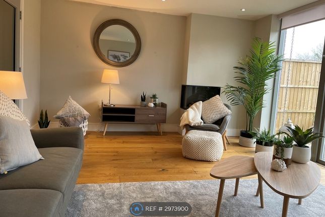 West Terrace, Orchard Square The Garden Quarter Caversfield, Bicester, Oxfordshire photo 2