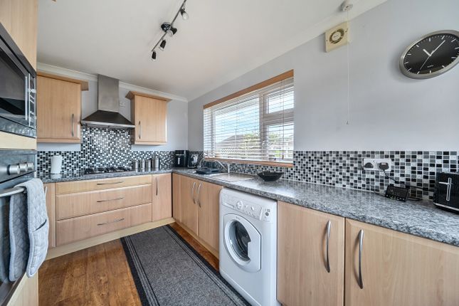 50, Kellsboro Avenue, Swindon photo 2