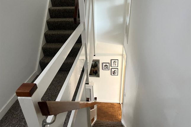 30, Townfield, Rickmansworth photo 3