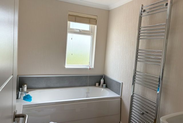 2-bed caravan on Great Blakenham, £174,995