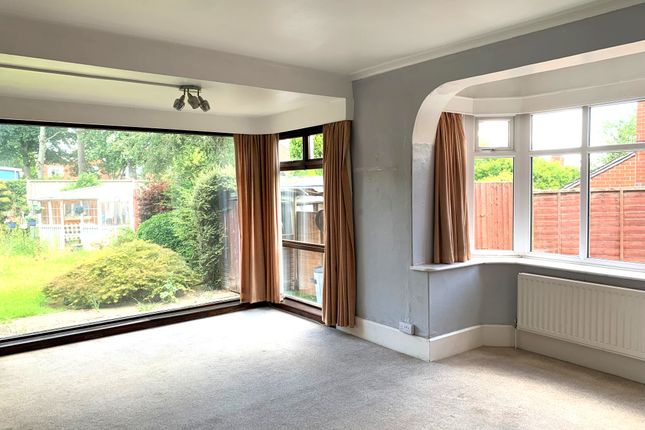 17, Woodland Grove, Stoke-on-Trent photo 3