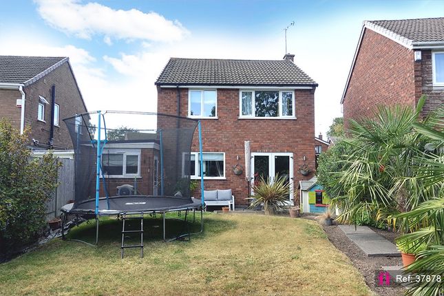 28, Mill Green, Wolverhampton photo 4