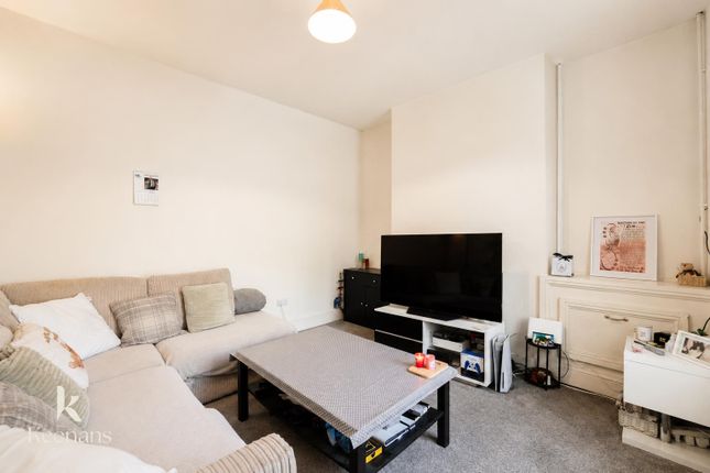 41, Todmorden Road, Bacup photo 4