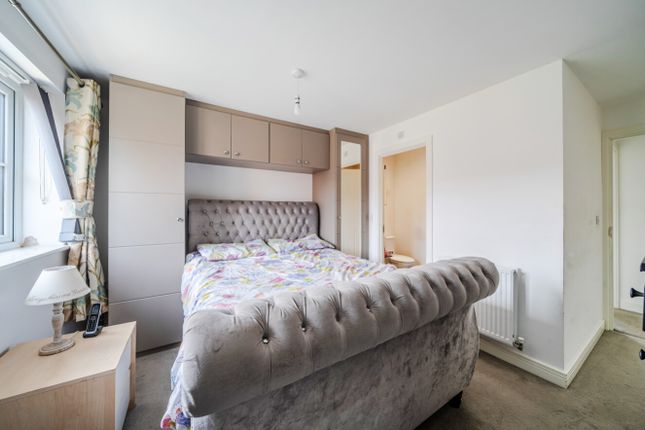 27, Morello Drive, Nottingham photo 4