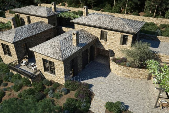 Villa for sale in Chorefto 370 01, Greece