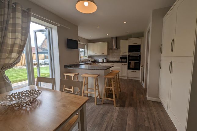 22, Redruth Drive, Darlington photo 3