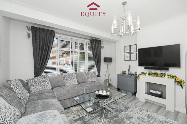 23, Willow Road, Enfield photo 5