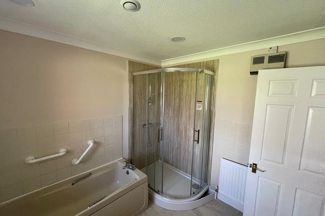 The Spinney, Gubboles Drove, Surfleet, Spalding photo 4
