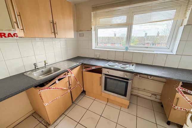 Flat 20, Lanark Court, Hamsey Close, Eastbourne photo 4
