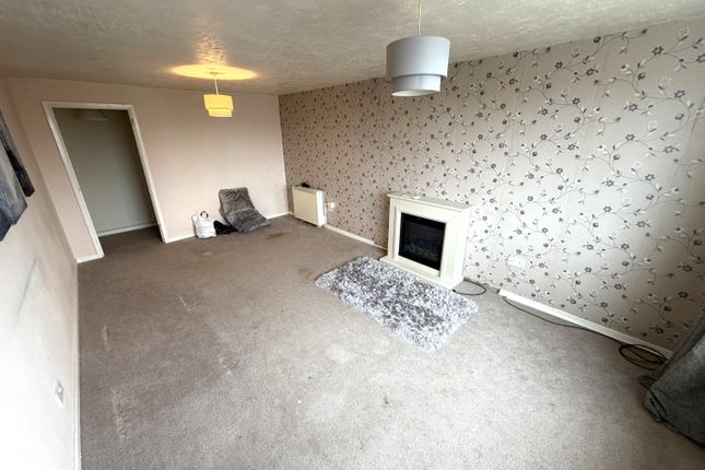Stafford Close, Bulkington photo 4