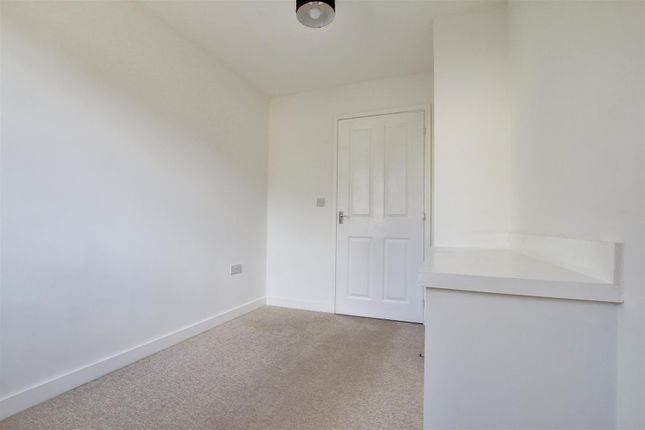 6, Freston Close, St. Ives photo 4