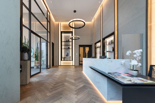 Apartment 93 Valencia Tower 3, Bollinder Place, London photo 2