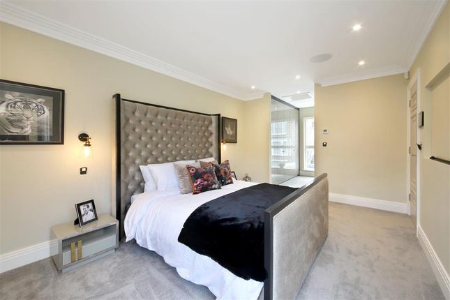 Detached house to rent in Bishops Road, London