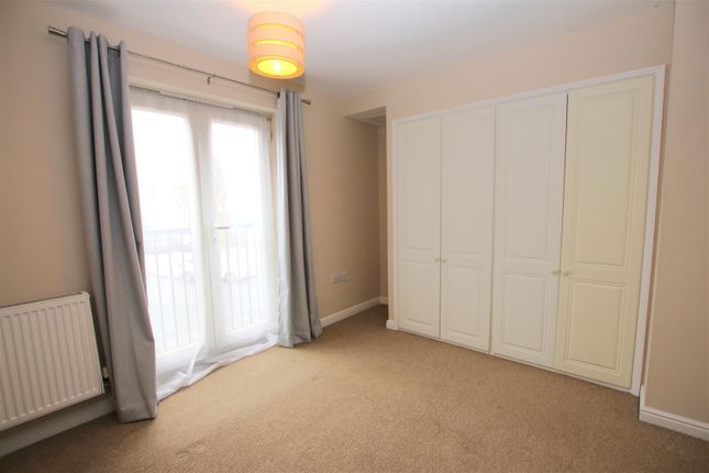 Flat for sale in Segger View, Kesgrave, Ipswich